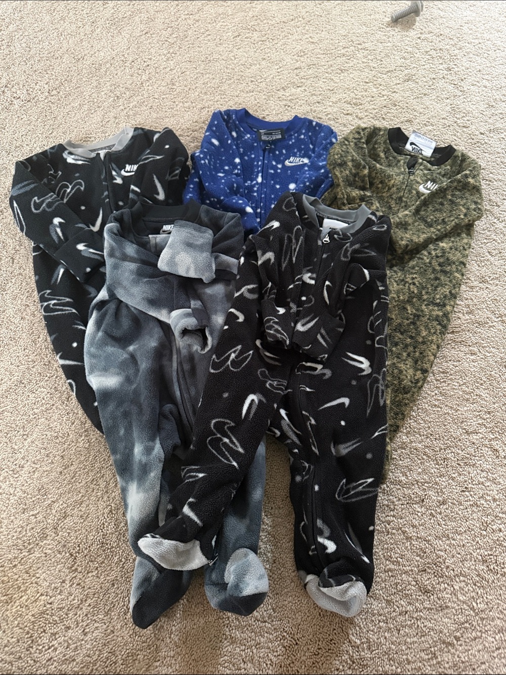 Nike baby Fleece Footed Onesies - Black, Blue, Green, Gray size 3 months